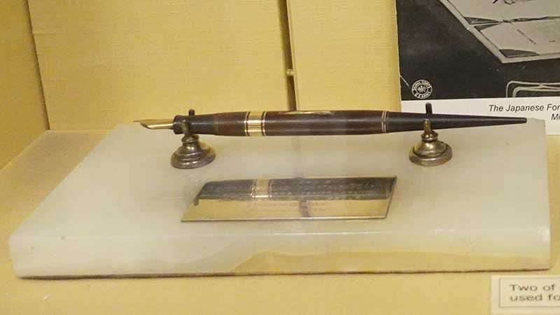 Museum plays its part in VJ Day as home of signature pen
