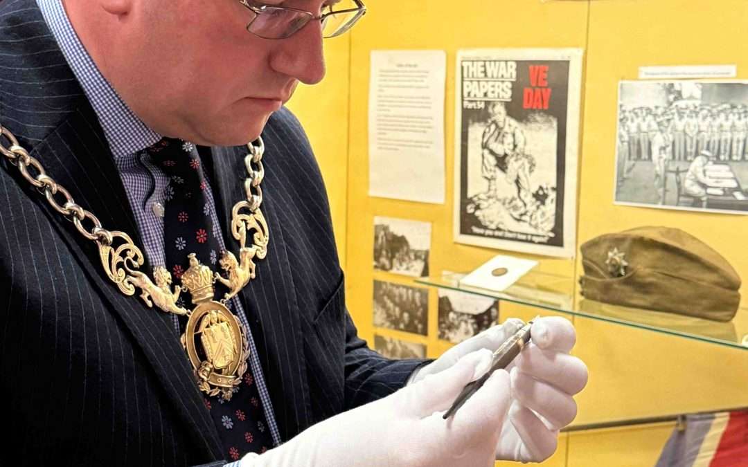 Sheriff of Chester visits to see Peace Pens